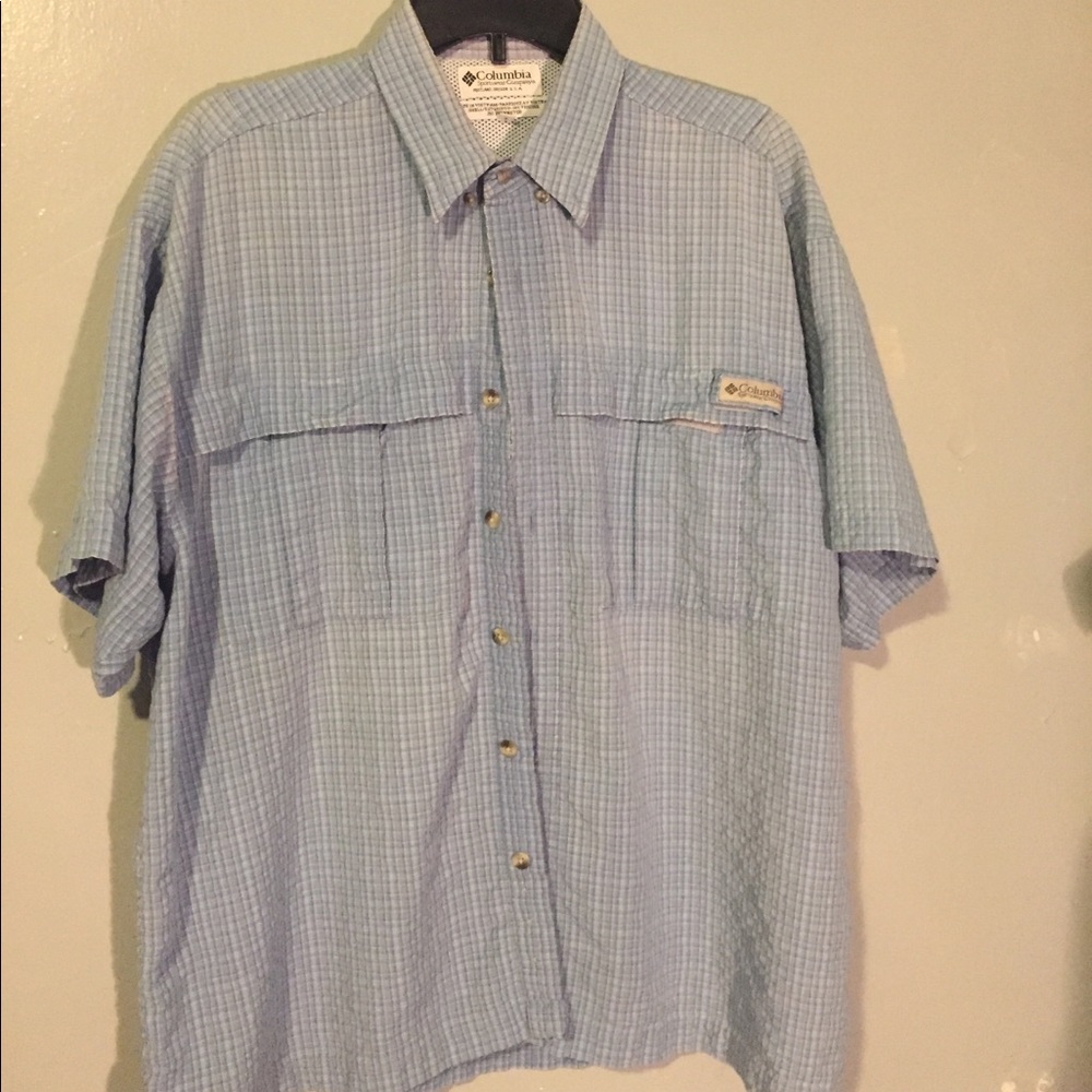 Men’s Columbia button down